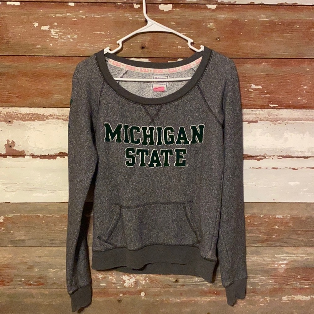 Vintage Pink V/S Michigan State sweatshirt! SZ XS!